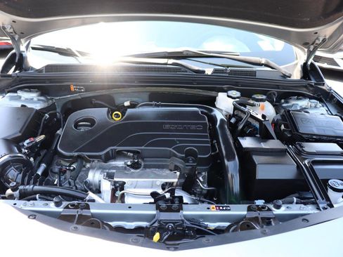 Used 2025 Chevrolet Malibu LT FWD image 46