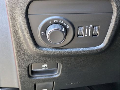 New 2025 Jeep Grand Cherokee L Laredo w/ Luxury Tech Group I image 13