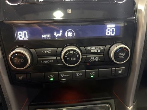 Certified 2021 Subaru Ascent Limited w/ Technology Package image 21