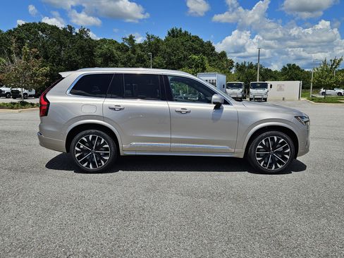 New 2026 Volvo XC90 B6 Plus image 8