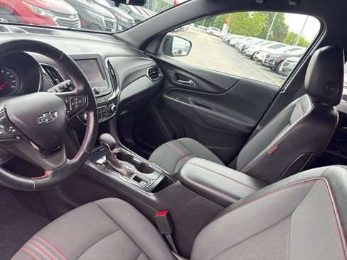 Certified 2023 Chevrolet Equinox RS FWD image 25