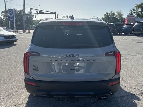 Used 2022 Kia Telluride SX w/ SX Prestige Package AWD/4WD image 4