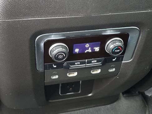 Used 2021 Chevrolet Tahoe Premier image 42