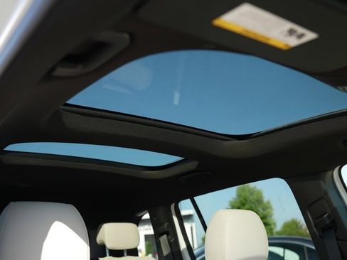 Certified 2026 Mercedes-Benz GLB 250 4MATIC image 32