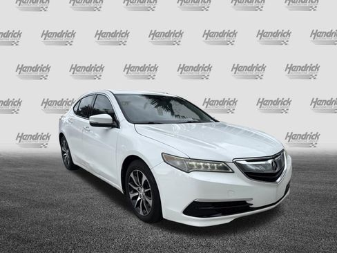 Used 2015 Acura TLX image 2