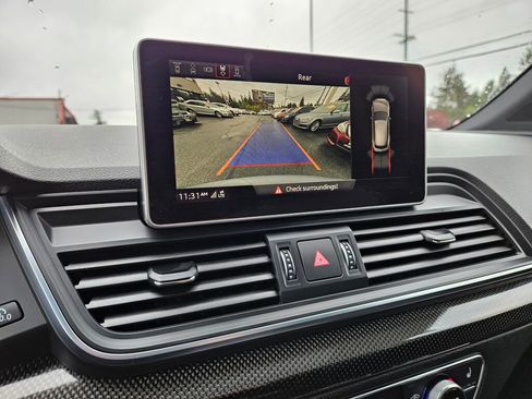 Used 2018 Audi SQ5 Prestige w/ Prestige Package AWD/4WD image 29