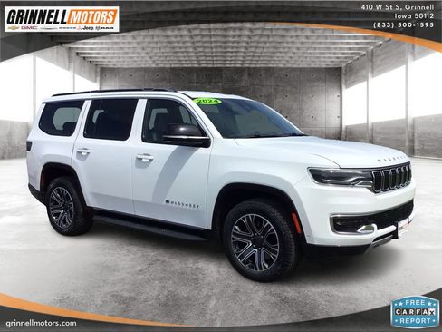 Used 2024 Jeep Wagoneer Series II AWD/4WD image 3