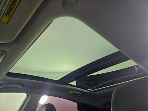 Used 2013 Hyundai Elantra GT w/ Style Pkg image 19