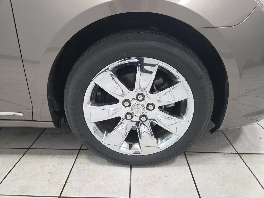 Used 2011 Buick LaCrosse CXL FWD image 23