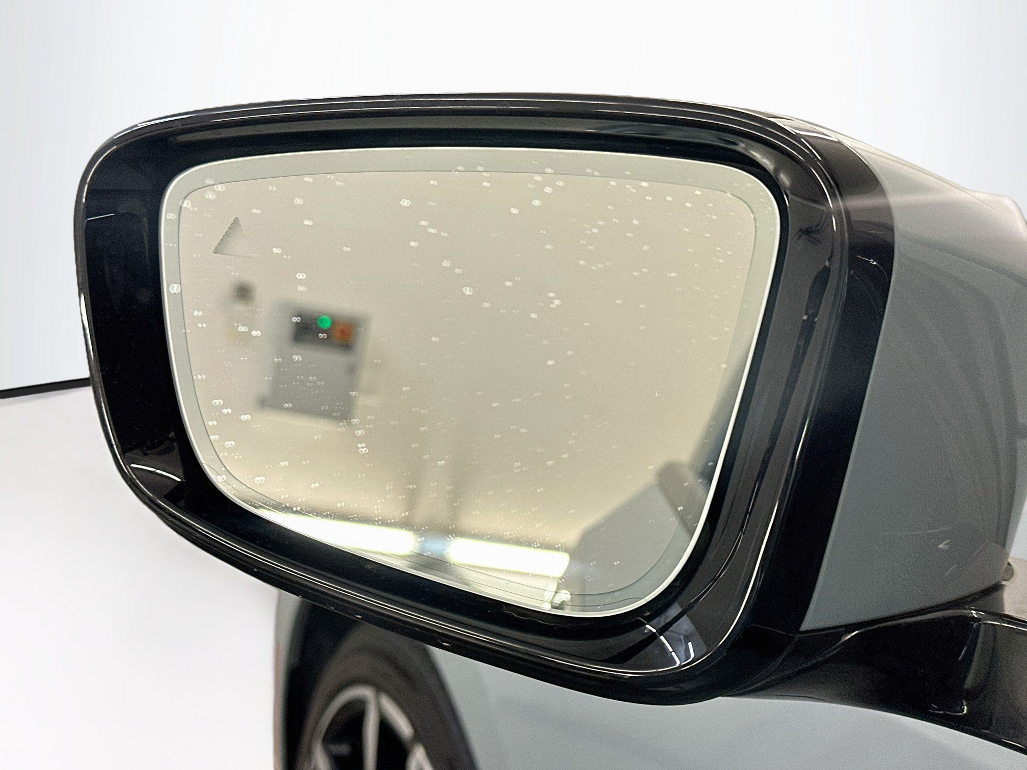 Used 2026 BMW 330i xDrive Sedan AWD/4WD image 16
