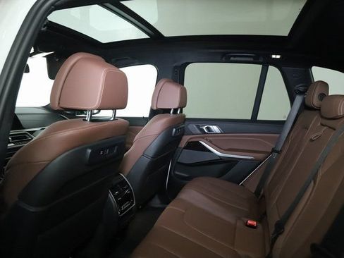 Used 2021 BMW X5 M50i w/ Premium Package AWD/4WD image 19