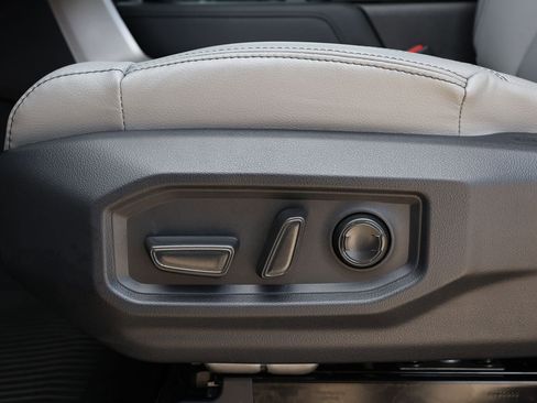 New 2026 Toyota Tundra Limited image 30