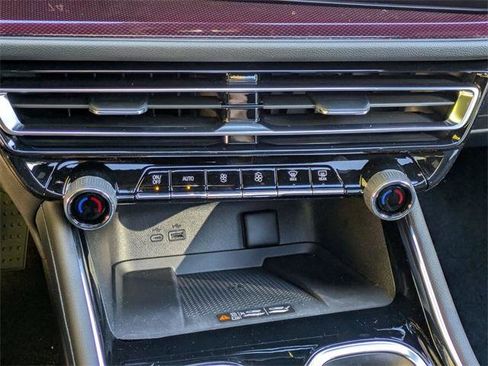 New 2026 Chevrolet Traverse RS image 20