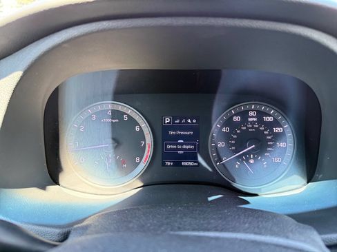 Used 2017 Hyundai Tucson SE w/ SE Popular Package 02 FWD image 24