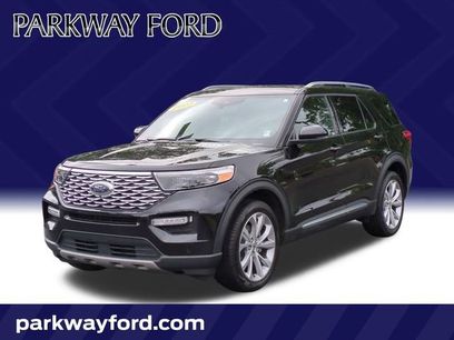 Used 2023 Ford Explorer Platinum w/ Technology Package