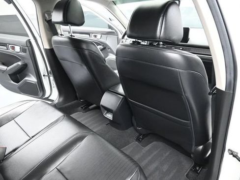 Used 2024 Honda Civic Touring image 10