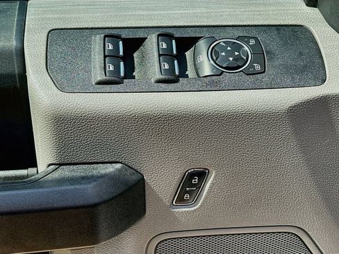 Used 2017 Ford F450 XL w/ Power Equipment Group AWD/4WD image 21