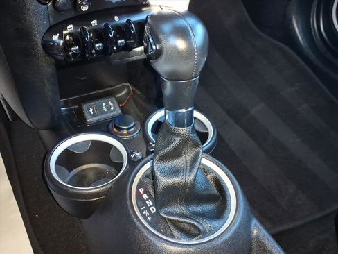 Used 2015 MINI Cooper Convertible image 24