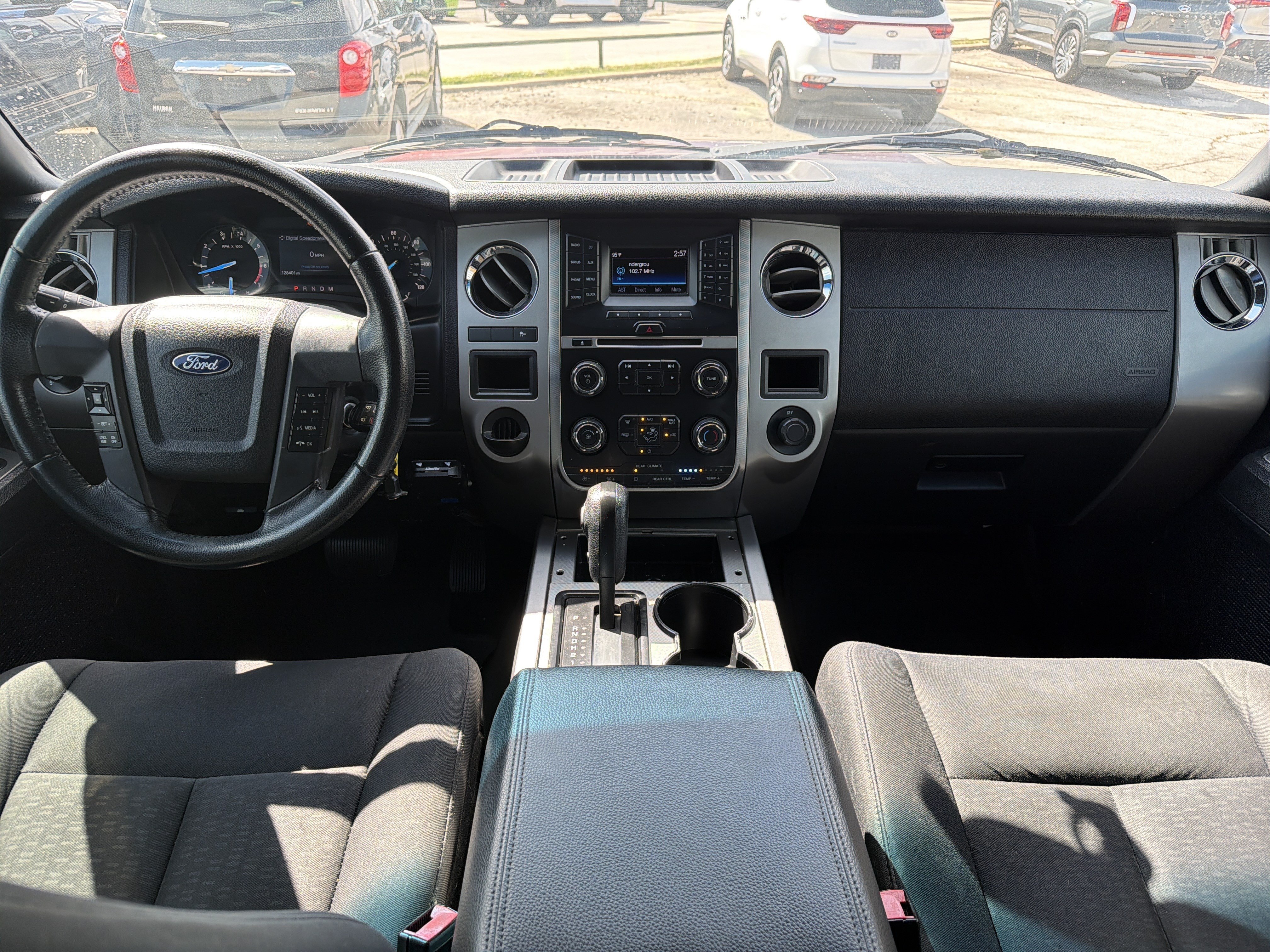 Used 2017 Ford Expedition EL XLT RWD image 9
