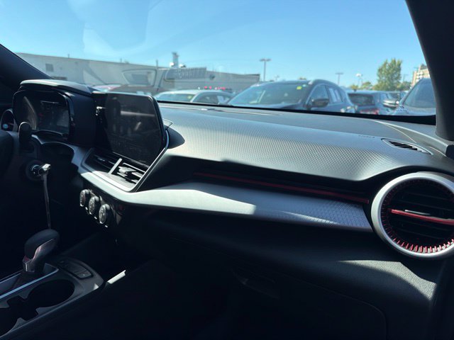 Used 2024 Chevrolet Trax RS FWD image 21
