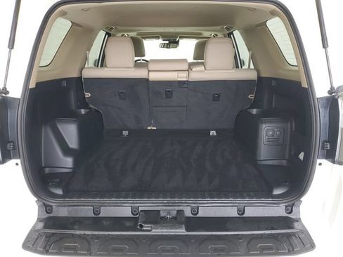 Used 2023 Toyota 4Runner SR5 Premium w/ Moonroof Package RWD image 9