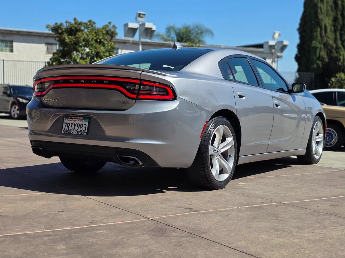 Used 2016 Dodge Charger R/T RWD image 12
