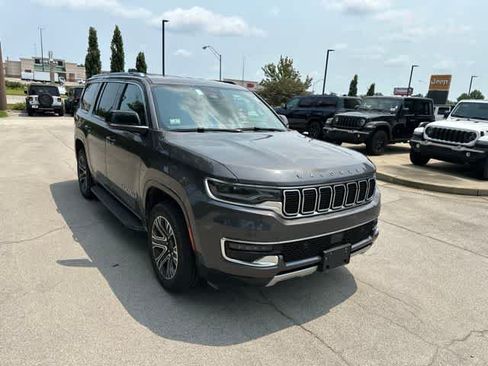 Used 2024 Jeep Wagoneer Series II AWD/4WD image 24