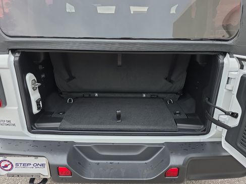 New 2026 Jeep Wrangler Sport S image 30