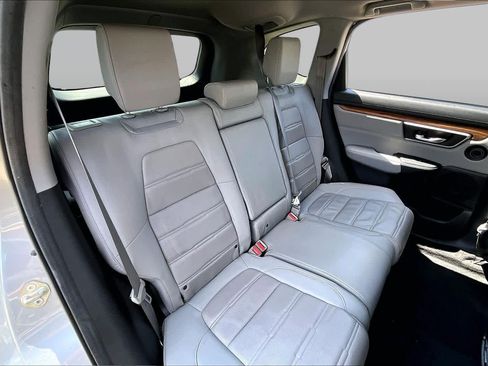 Used 2017 Honda CR-V Touring image 18