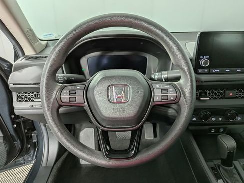 Used 2024 Honda Accord EX image 18