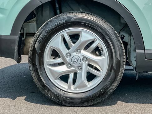 Certified 2026 Hyundai Venue SE FWD image 36