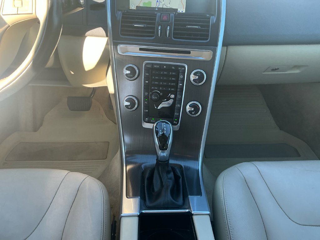 Used 2016 Volvo XC60 T5 Premier FWD image 20
