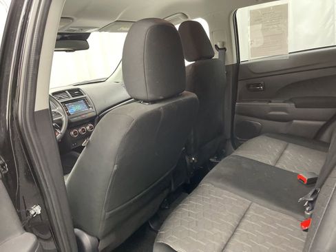 Used 2024 Mitsubishi Outlander Sport ES image 23