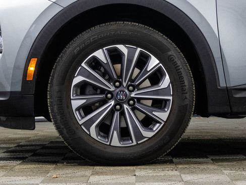 Certified 2025 Buick Envision Preferred image 43