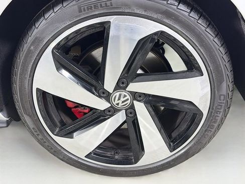 Used 2020 Volkswagen GTI S image 30