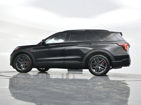 Used 2025 Ford Explorer ST w/ Sun And Sound Package AWD/4WD image 50