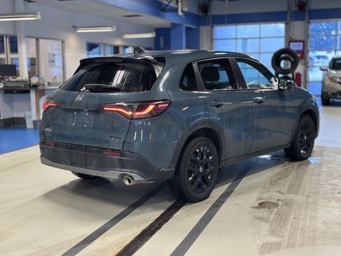 Used 2024 Honda HR-V Sport image 5