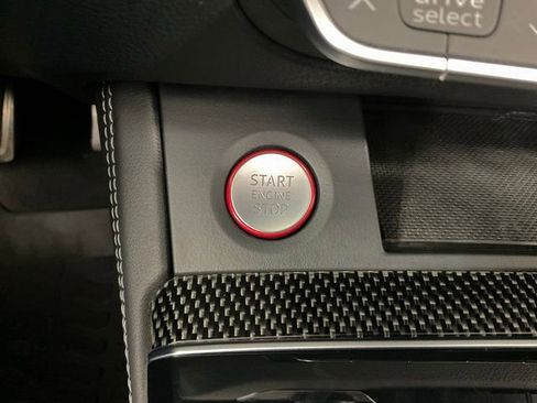 Used 2023 Audi SQ5 Prestige w/ Prestige Package image 17