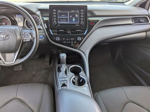 Used 2024 Toyota Camry LE image 18