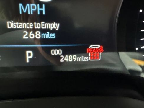 Used 2026 Toyota Sienna XLE FWD image 15