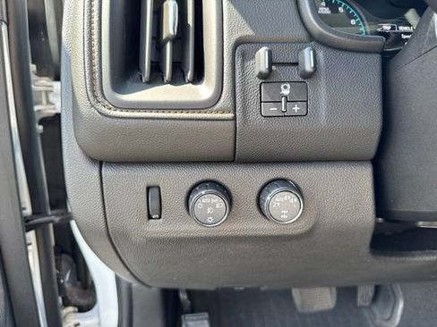 Used 2022 GMC Canyon AT4 AWD/4WD image 14