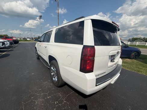 Used 2017 Chevrolet Suburban Premier AWD/4WD image 6