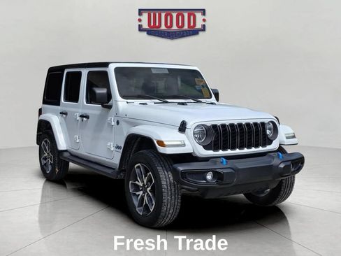 Used 2024 Jeep Wrangler Unlimited AWD/4WD image 1