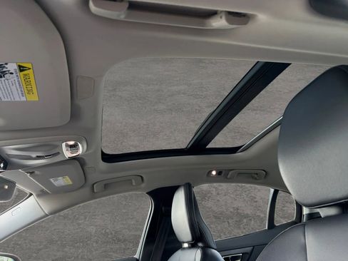 Used 2020 Volvo S60 T5 Momentum w/ Protection Package Premier image 41