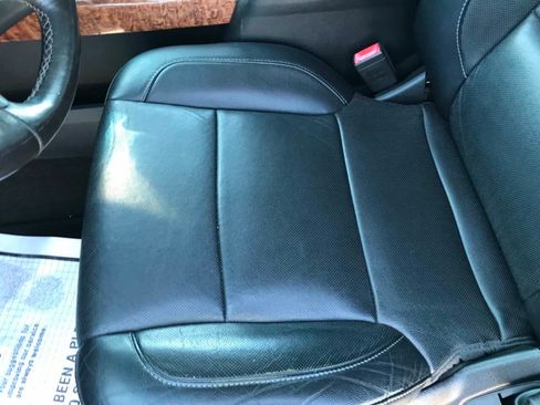Used 2017 Chevrolet Tahoe Premier AWD/4WD image 7