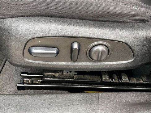 Used 2023 Chevrolet Malibu LT FWD image 26