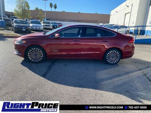Used 2017 Ford Fusion Energi Titanium image 2