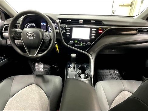 Certified 2020 Toyota Camry LE image 16