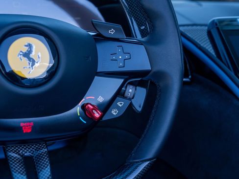 New 2024 Ferrari Roma Spider image 34