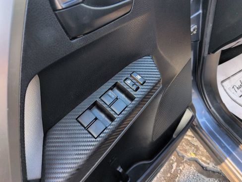 Used 2014 Toyota RAV4 LE FWD image 11